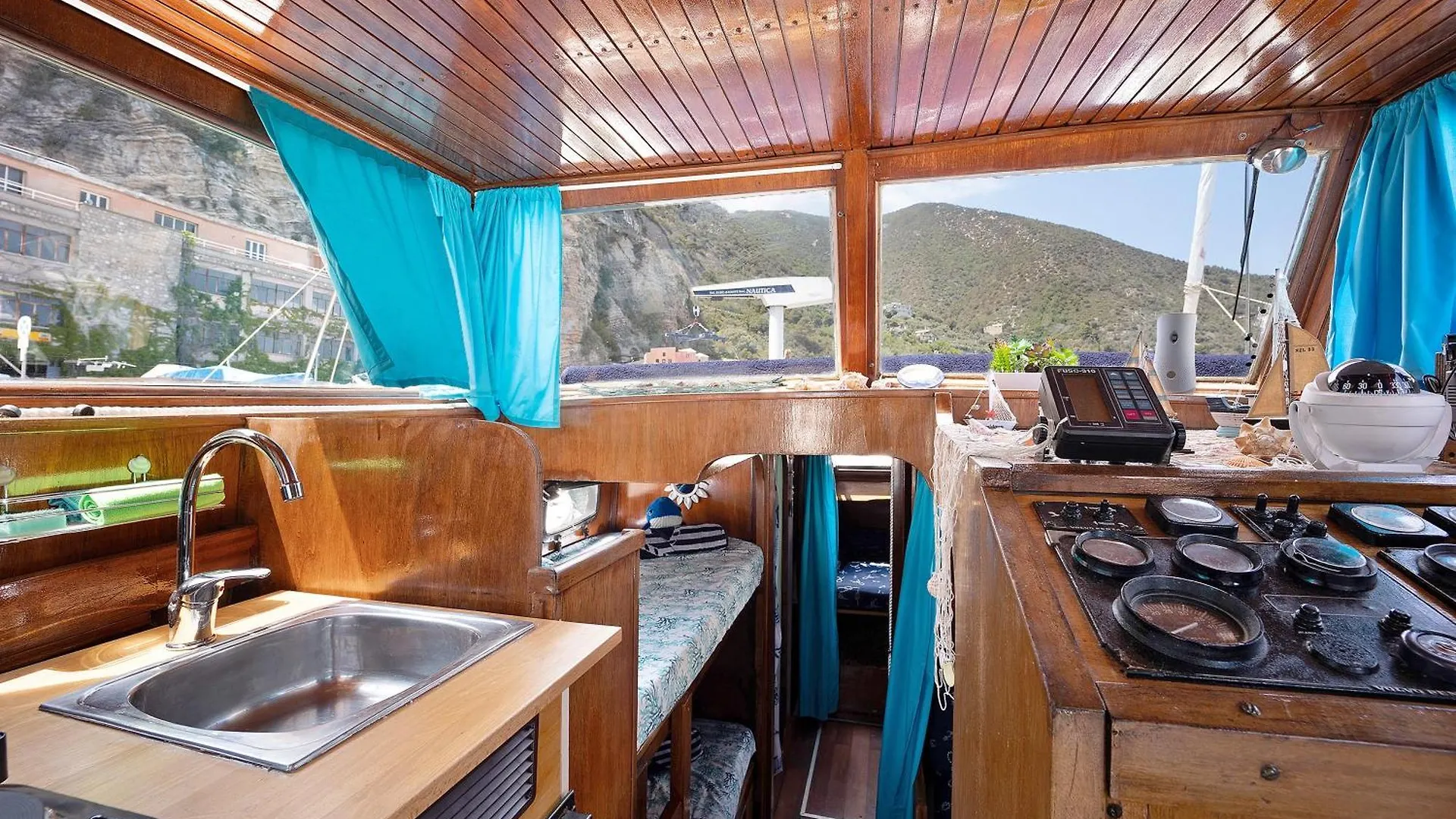 Hotel en barco Aloha Jak'S Boat Alassio
